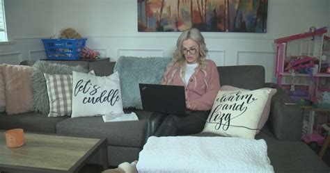 ‘Pay me a liveable wage’: B.C. teaching assistant’s OnlyFans still ...